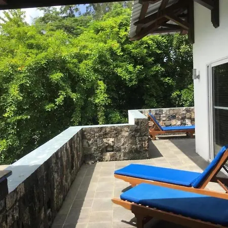 4 Bedrooms Penthouse 50 Meter To The Beach By Dream Escapes Pereybere Beach Exterior photo