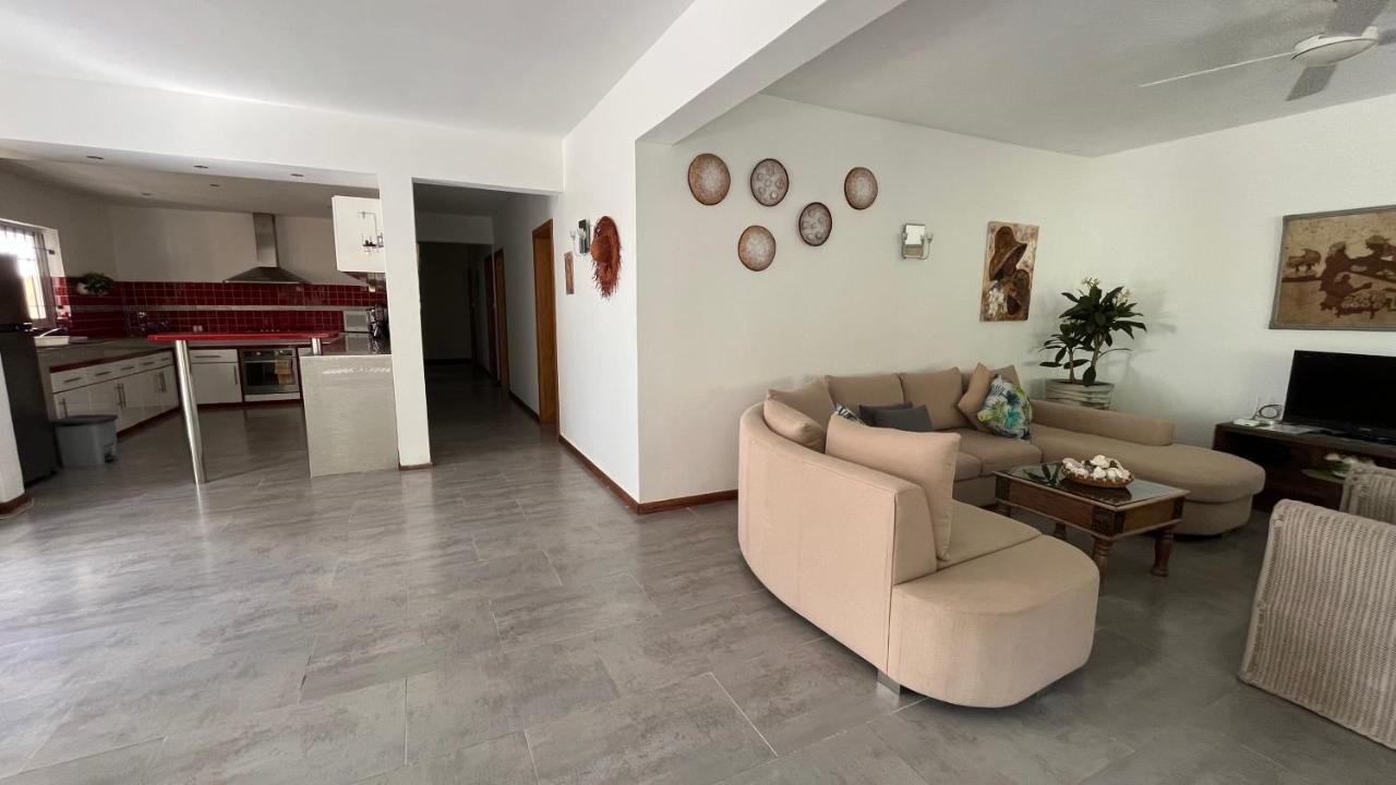 Appartement 4 Bedrooms Penthouse 50 Meter To The By Dream Escapes Pereybere Beach